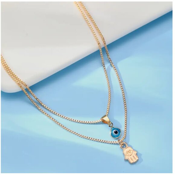 Jewelry - New Layering Set Evil Eye & Hasma Pendant Necklace
